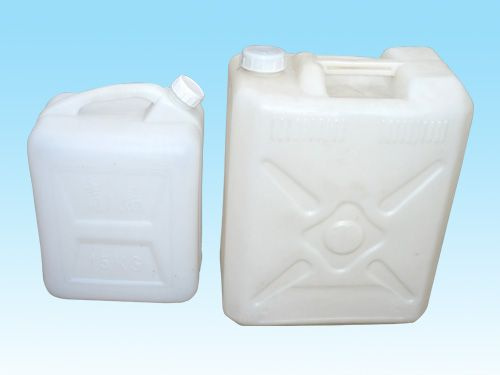 chinese plastic cans